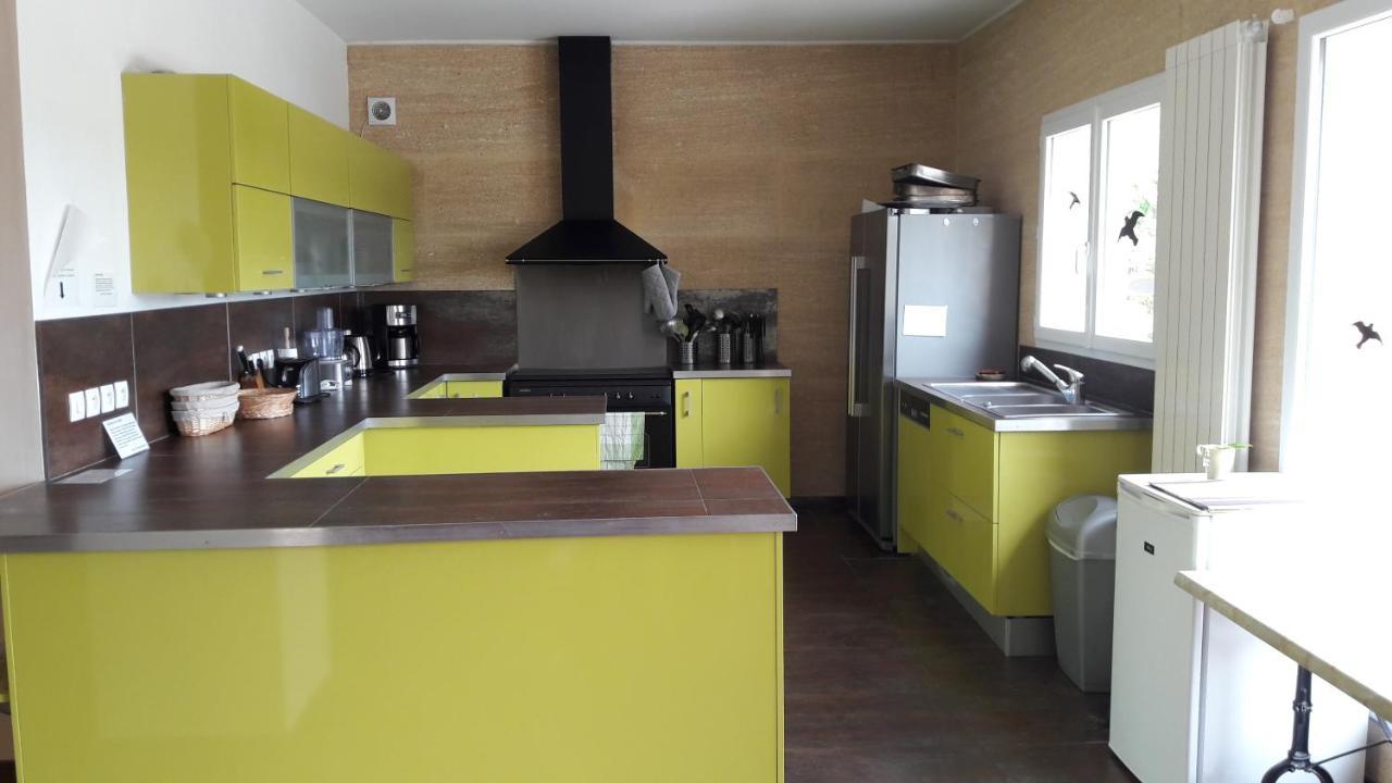 Villa La Charmeuse Fleurie Collias Extérieur photo